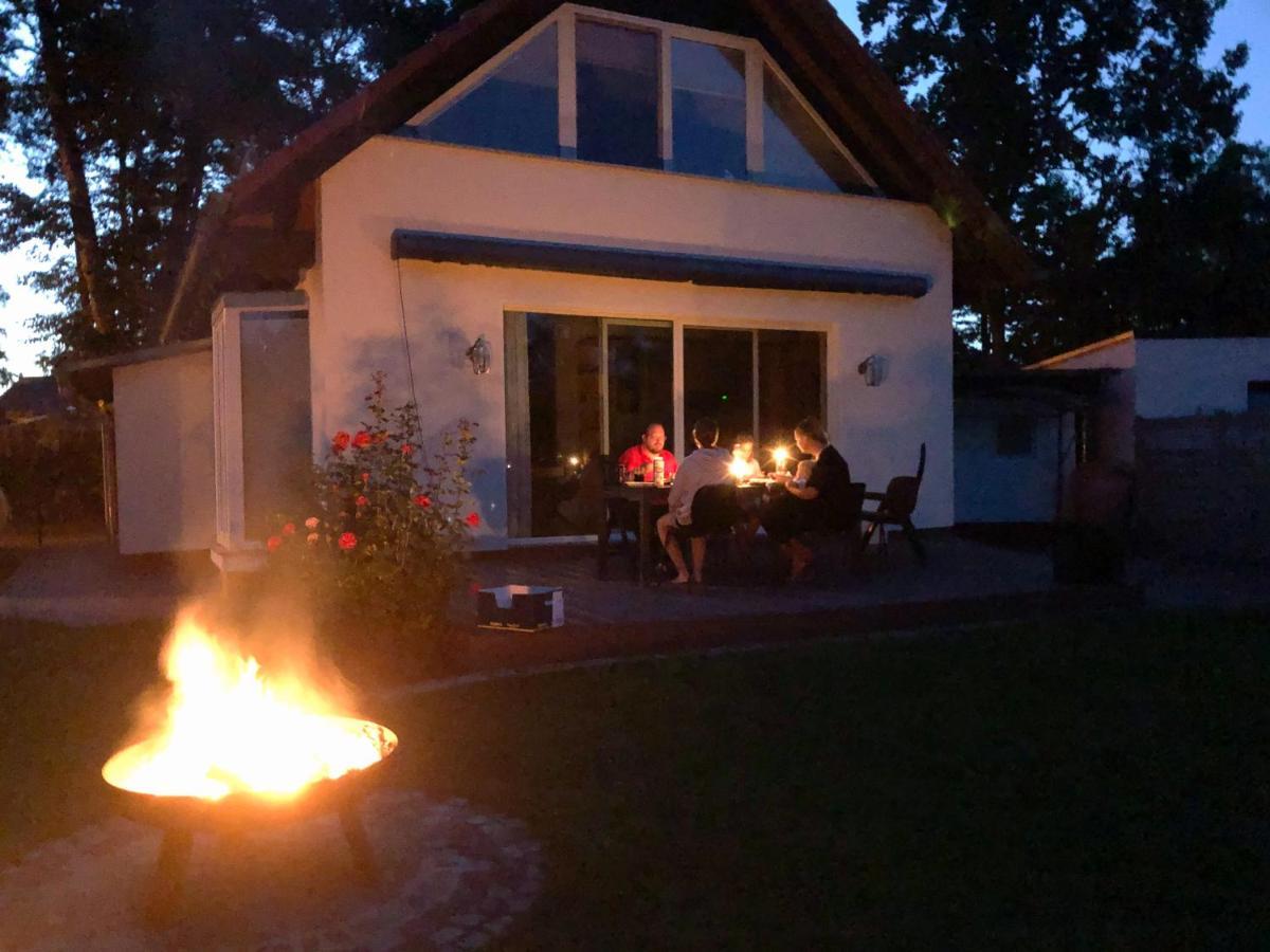 Ferienhaus Direkt An Der Spree Mit Whirlpool Und Sauna Berlijn Buitenkant foto